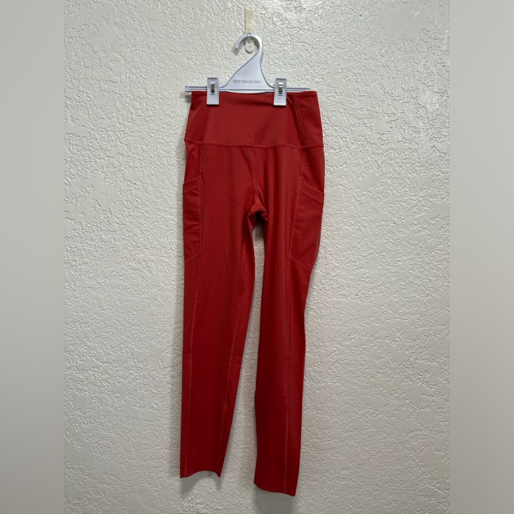 NWT stylerunner legging- Size S- color: Orange